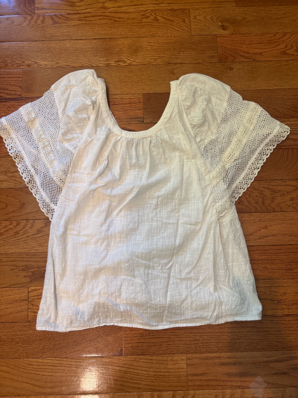 Old Navy Cream Crochet Sleeve Blouse